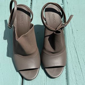 Vince-Grace Leather Ankle-Strap Sandal, Driftwood